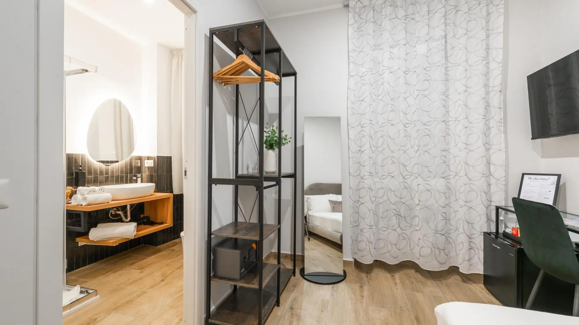 Ventuno Dei Luxury Suites - San Giovanni Rome