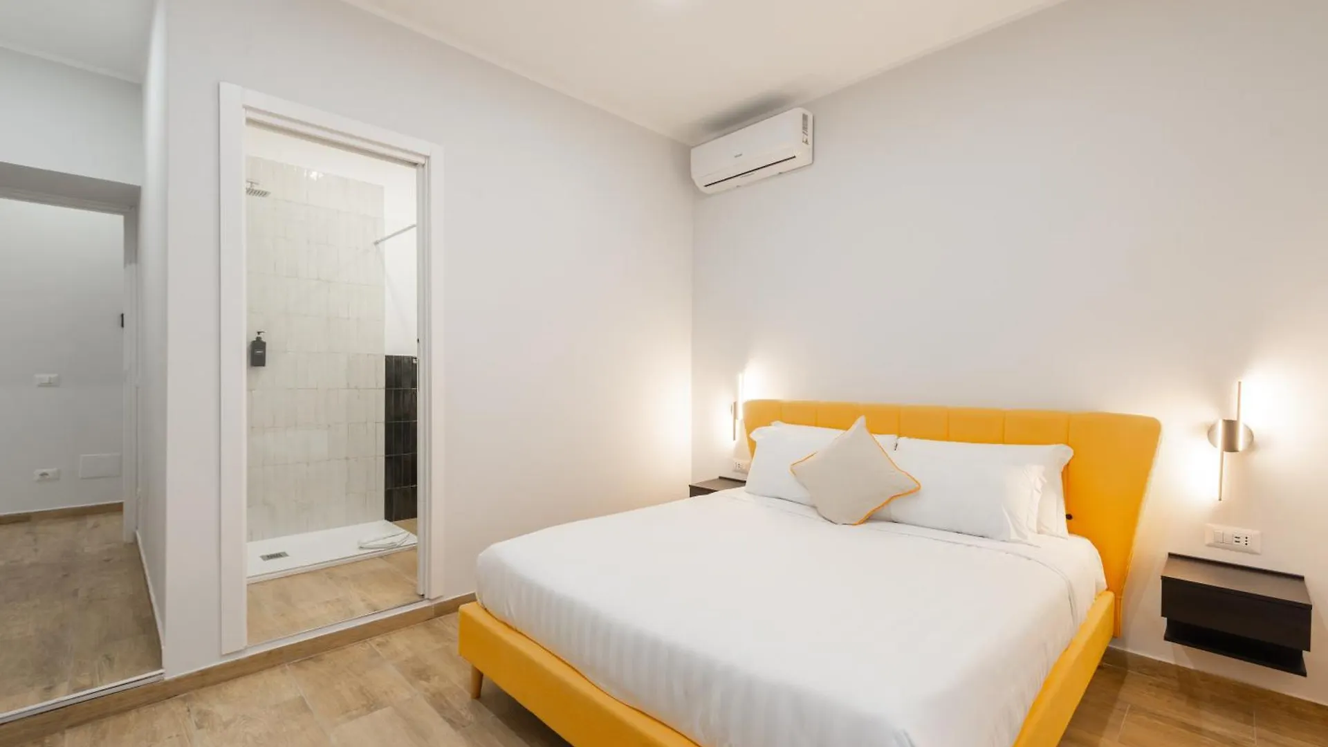 Guest house Ventuno Dei Luxury Suites - San Giovanni Rome