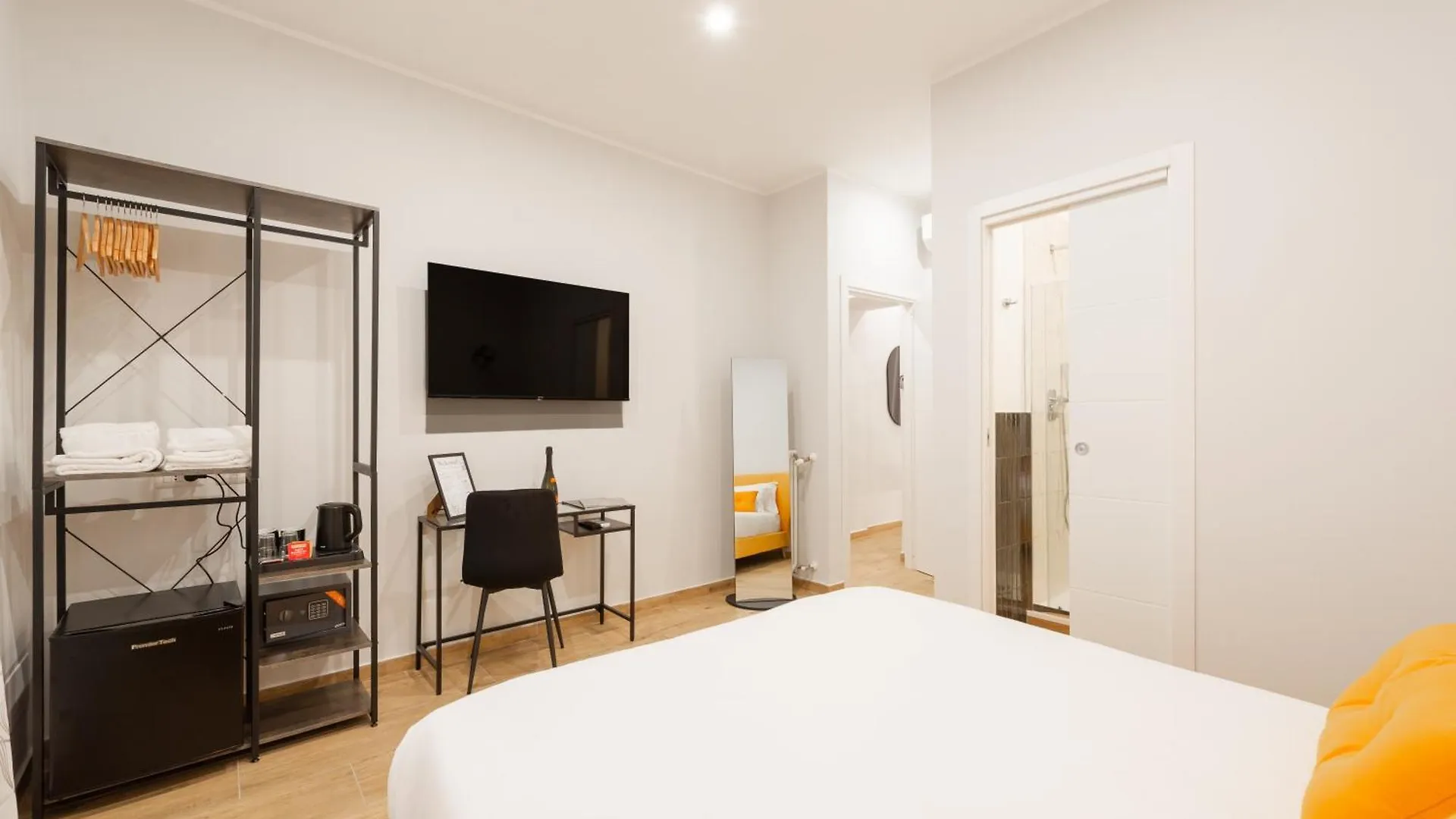 Ventuno Dei Luxury Suites - San Giovanni Rome Italy